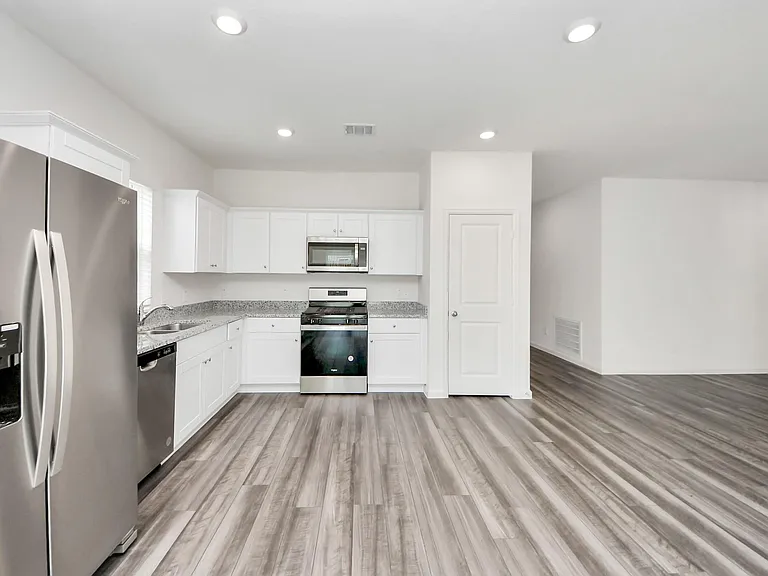 1902 Corsica Creek Ln — Photo 22
