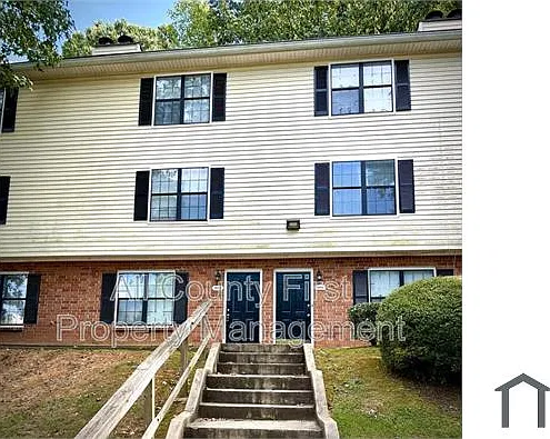 3 bed, 1600 sqft, $1,750 — Photo 2