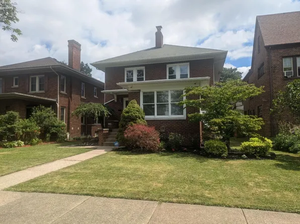 1132 Wayne St, Sandusky, OH 44870