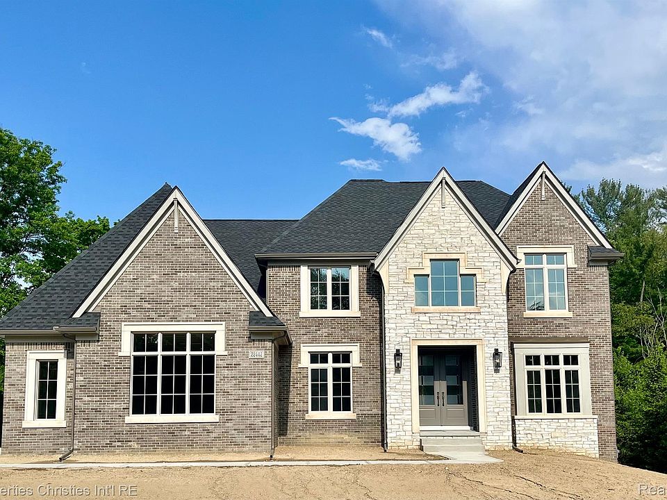 1st image of 22442 Montebello Ct
