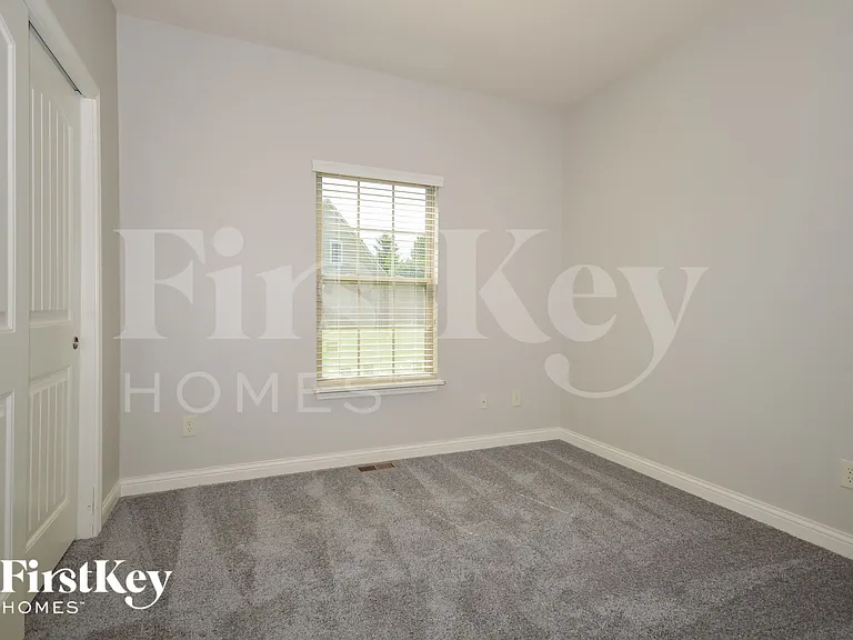 4405 Nottinghill Dr — Photo 12