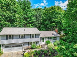 21 Nixon Rd, Framingham, MA 01701