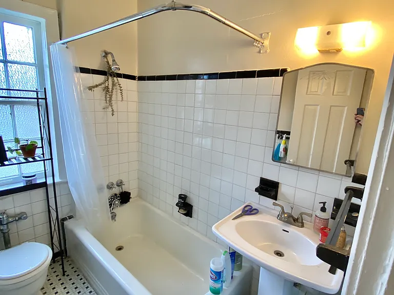 2848 Thornhill Rd — Photo 44