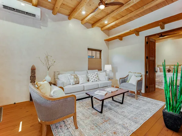 624 Gomez Rd, Santa Fe, NM 87505