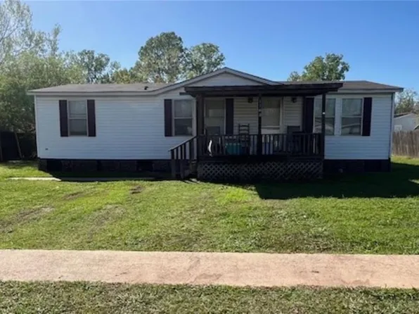 1103 Clarence Dr, Natchitoches, LA 71457