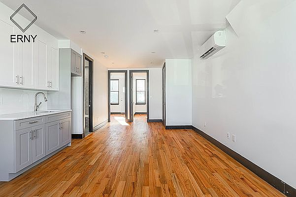 1st image of 960 Pacific St #2H