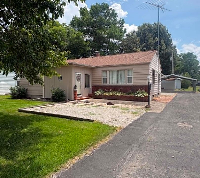 1st image of 308 Bailey Ln