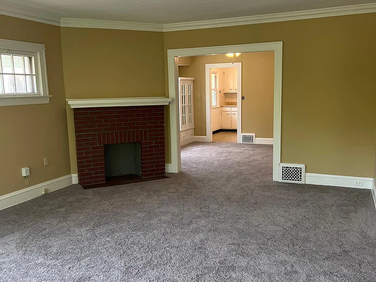 1312 Marlowe Ave — Photo 2