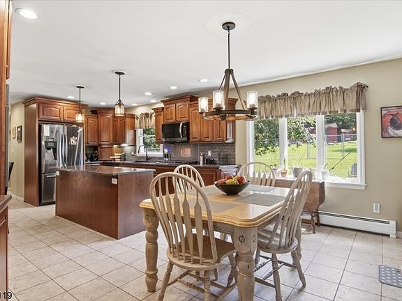 5th image of 29 Polkville Rd