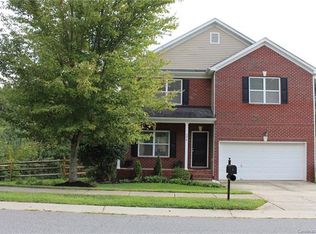 204 Flanders Dr, Mooresville, NC 28117
