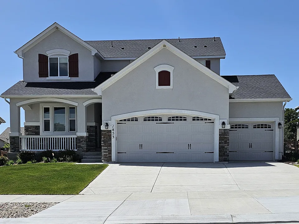 1853 Clayhouse Dr