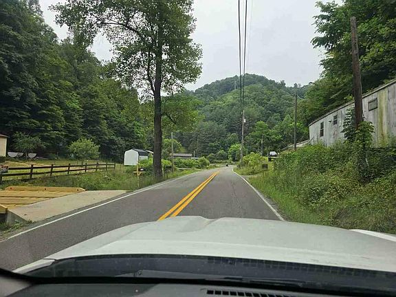 5th image of 3129 Brushy Rd