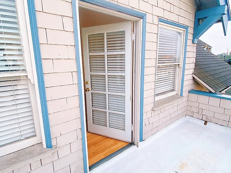 5463B Lawton Ave — Photo 22
