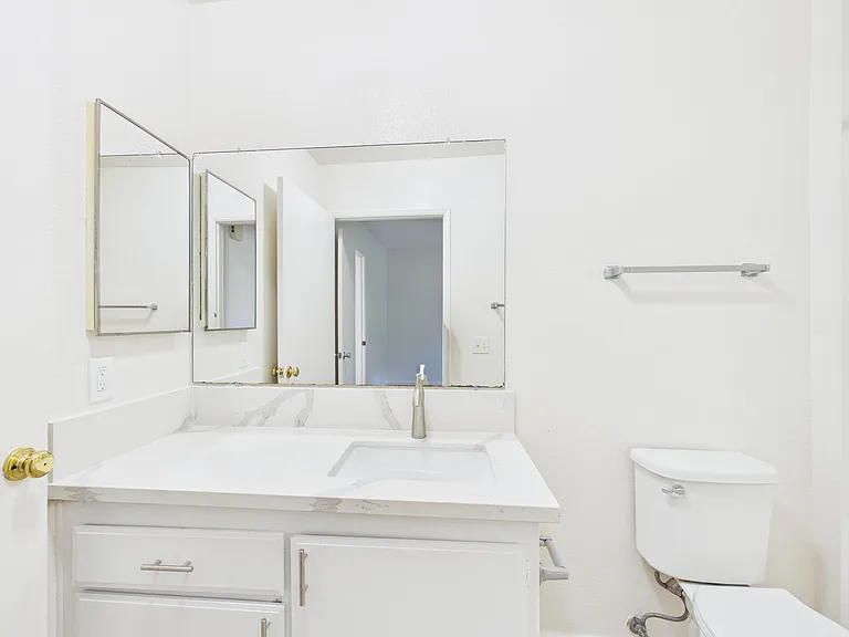 298 Eddie Dr — Photo 33