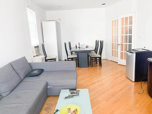 Rented by Ulas Real Estates Inc | media 15