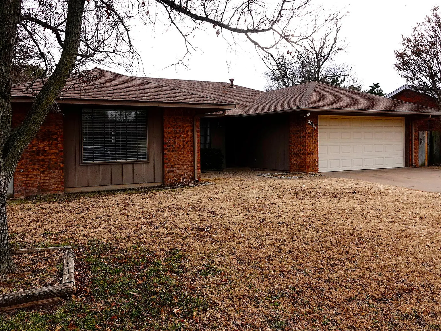3 bed, 1592 sqft, $1,250 — Photo 1