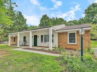 221 Spring Grove Dr, Vinton, VA 24179