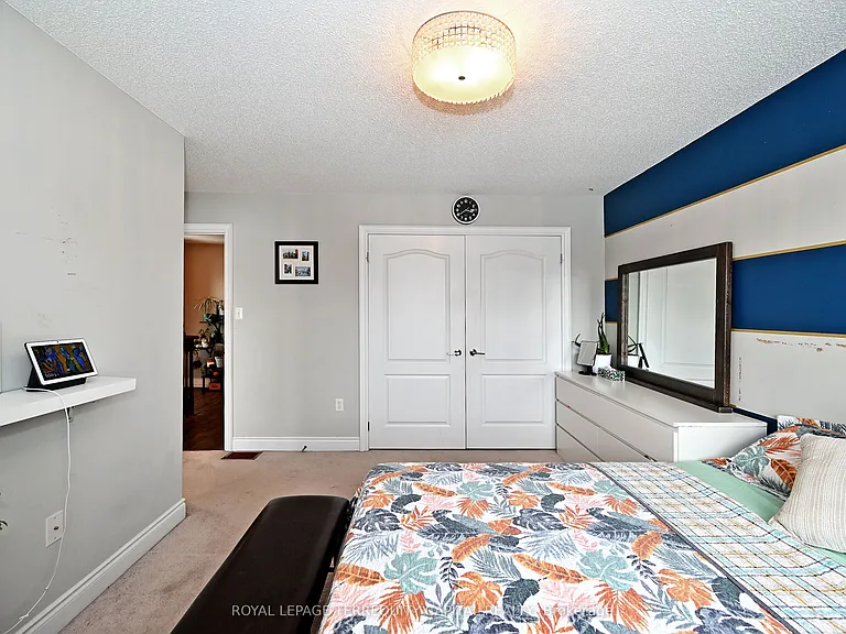 31 Madelaine Dr #6 — Photo 27