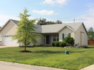 10 Wistar Way, O'Fallon, MO 63366