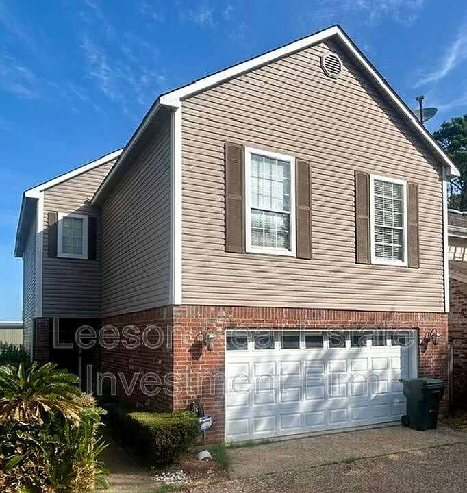 1st image of 5721 S Lakeshore Dr