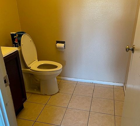 2nd image of 4661 N 21st Ave #4661