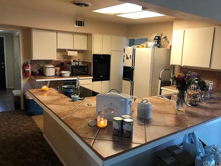 138 W Broadbent Dr — Photo 9