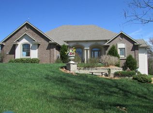 4305 Gene Field Rd, Saint Joseph, MO 64506