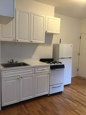 Rented by Alpha Properties NYC I LLC | media 21