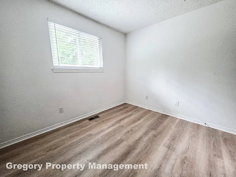 19044 NE 165th Pl — Photo 23