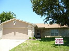 1st image of 606 Thornwood Trl