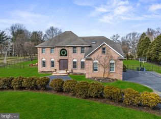 17 Manor Dr, Westampton, NJ 08060