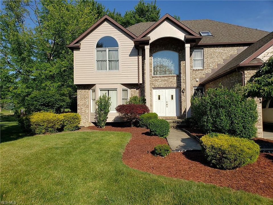 1st image of 335 Woodbridge Gln
