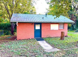 2734 Old Paris Rd, Mount Pleasant, TX 75455