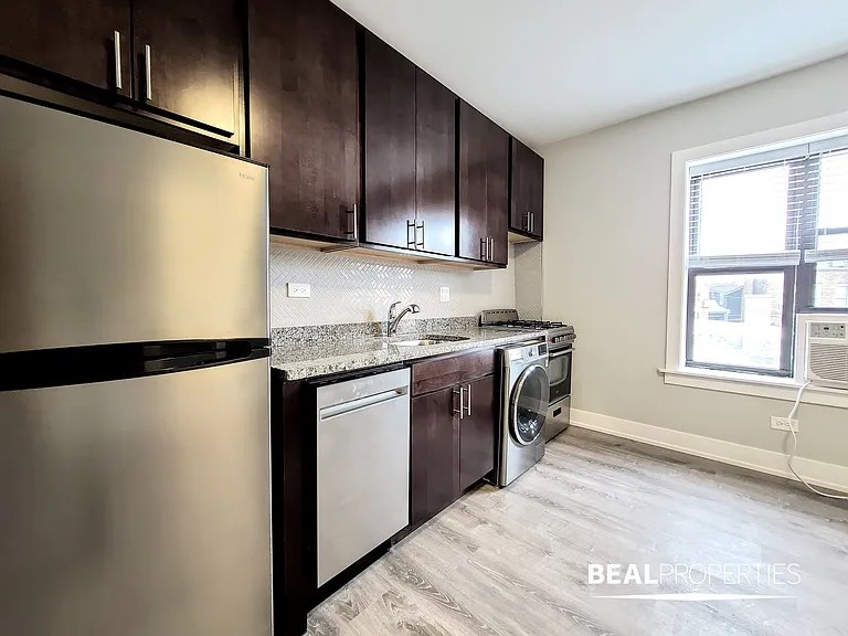 427 West Belden — Photo 41