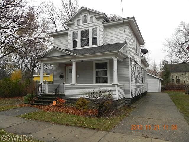 1st image of 255 W Forest Ave