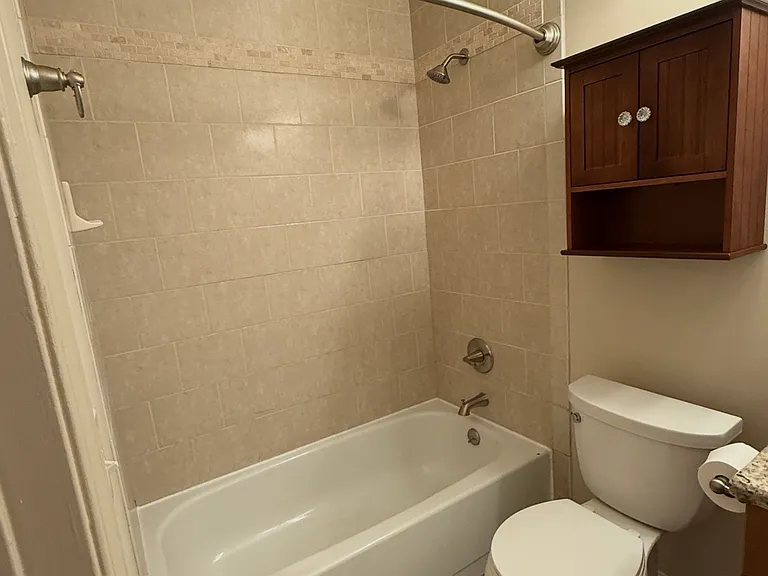 121 Stone Mdw — Photo 21