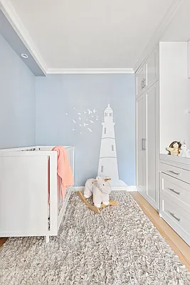 Sold by Compass | media 10