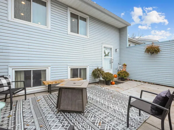 12111 Drake St NW, Coon Rapids, MN 55448