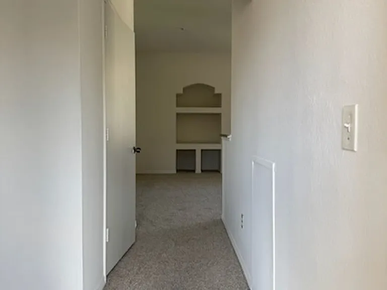 7330 Westpointe Blvd #431 — Photo 2
