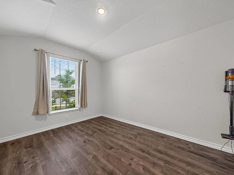 731 Overlook Rdg — Photo 6