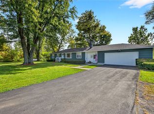 4460 Verplank Rd, Clay, NY 13041