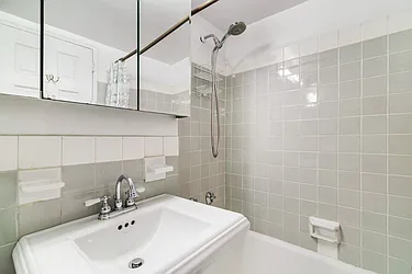 Rented by Level Group