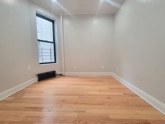 Rented by Bruma Realty LLC | media 6