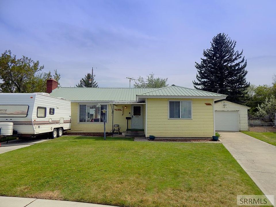 1st image of 160 Alpine Dr