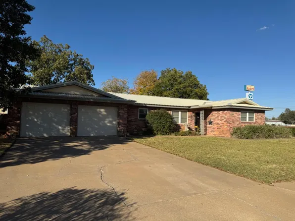815 Linda Ln, Denver City, TX 79323