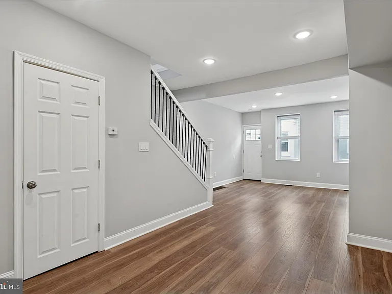447 Durfor St — Photo 13
