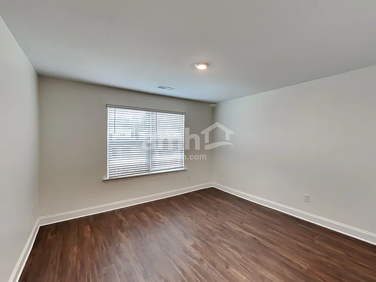 7409 Garrett Ct — Photo 30