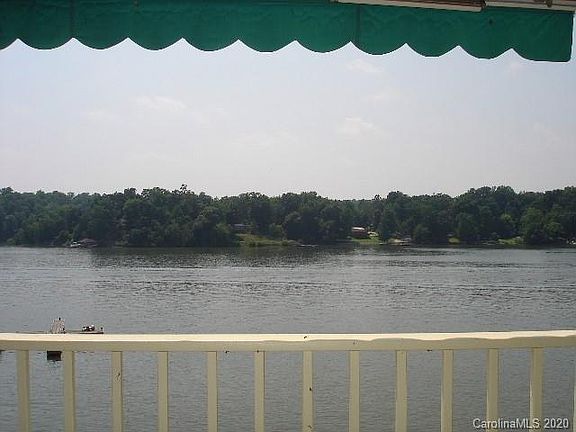 5th image of 9817 Emerald Point Dr Unit 1
