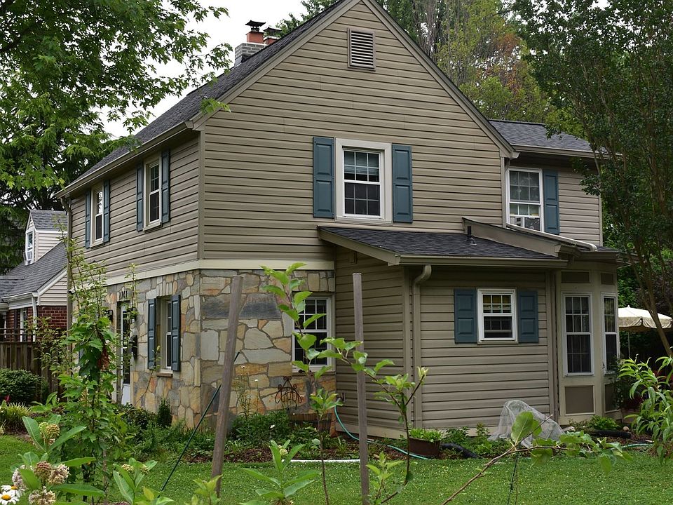 1st image of 2761 Summerfield Rd