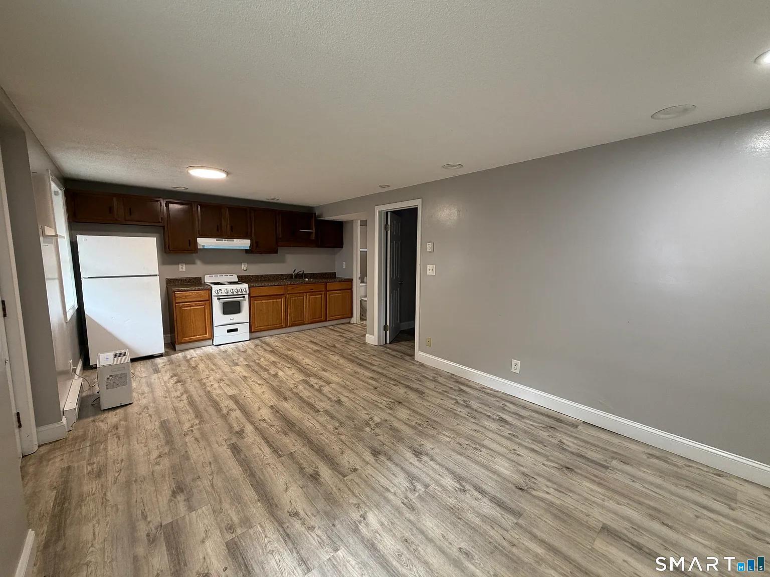 1 bed, 1.0 bath, 600 sqft, $1,250 — Photo 3